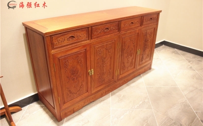 四門(mén)四抽屜餐邊柜